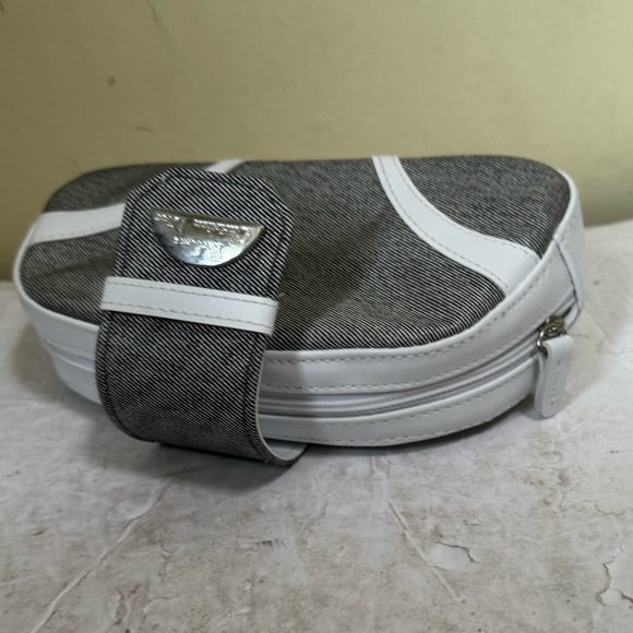 Dior Beauty NEW Canvas Faux Leather Clutch Cosmetic Makeup Bag Logo Zip Parfum - Picture 7 of 15